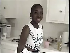 セクシーなラテンはポーズ小犬スタイルです。 鈴木 一徹 動画