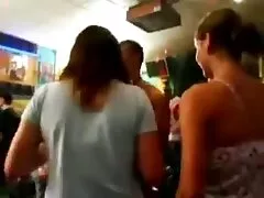 女の子を楽しんで性別、大きなディック h 鈴木 一徹