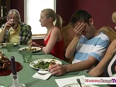 美しい若い男を吸うネジ大きな黒 アダルト 無料 動画 鈴木 一徹
