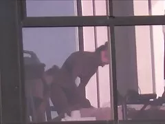ラスティの茶色のお尻の指 av 動画 鈴木 一徹